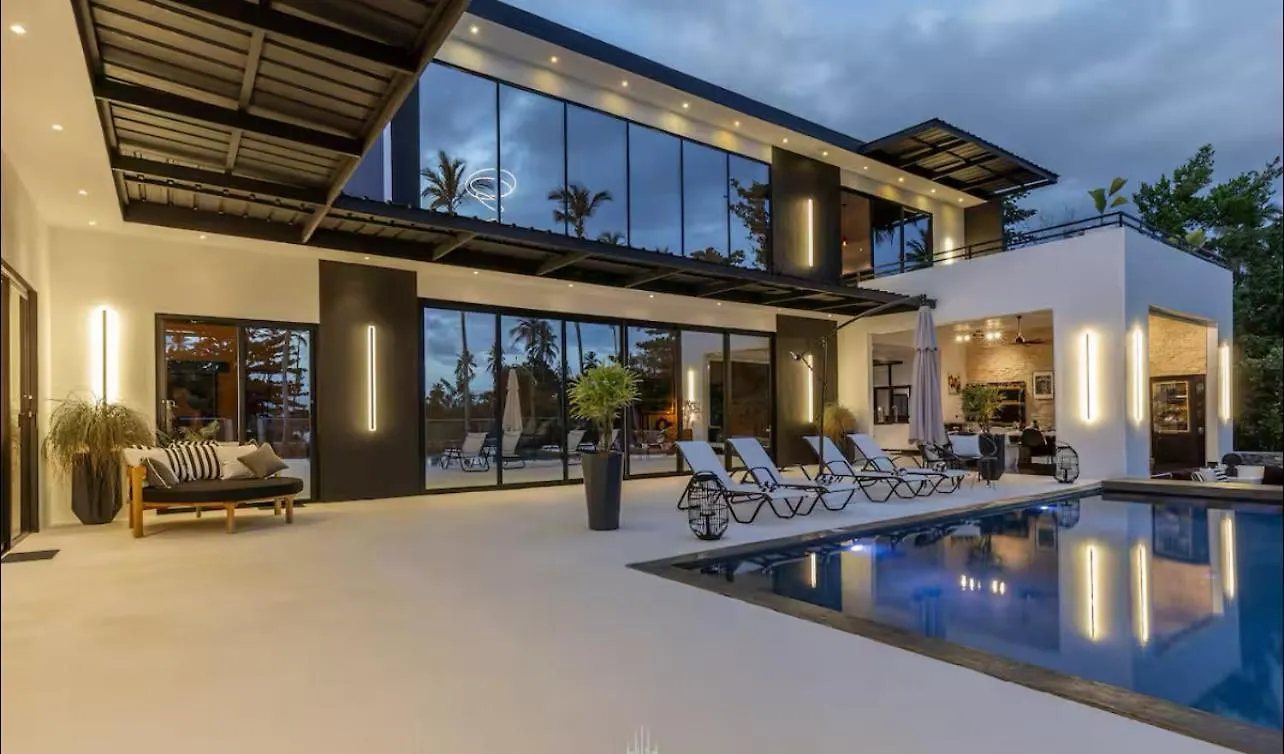 Casa Black And White Frente Al Mar Las Galeras Villa