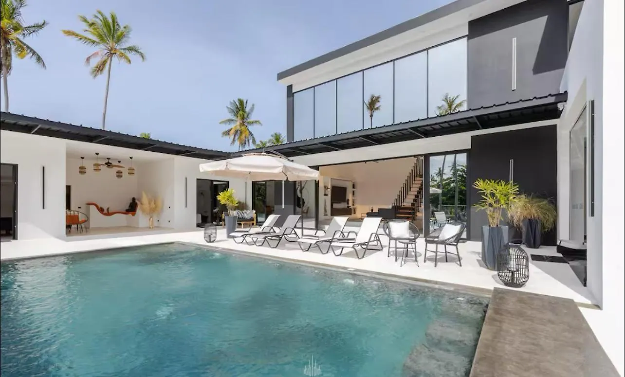 Casa Black And White Frente Al Mar 拉斯加勒拉斯